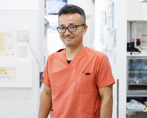 徳平和磨 獣医師　院長